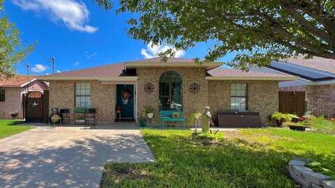 1609 Cristin Dr, Eagle Pass, TX 78852