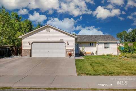 1250 Nw Pintail, Mountain Home, ID 83647