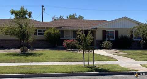 1255 Pepper Dr, El Centro, CA 92243