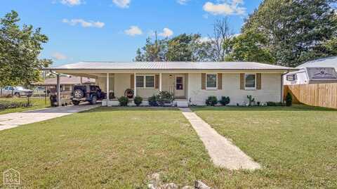 1011 S Lange Street, Leachville, AR 72438