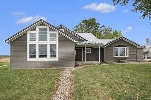 10670 S 100 W Road, Silver Lake, IN 46982