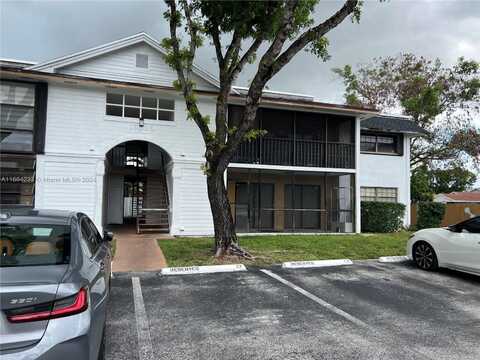 19085 NW 62nd Ave, Hialeah, FL 33015