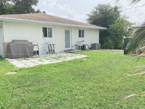 865 SW 6th St, Hallandale Beach, FL 33009