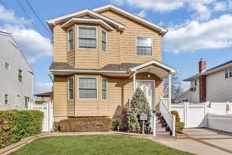 2461 Williams Ct., Bellmore, NY 11710