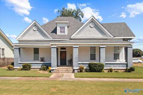 300 W 6th Street, Tuscumbia, AL 35674