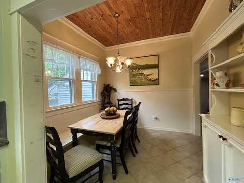 900 Coleman Avenue, Athens, AL 35611