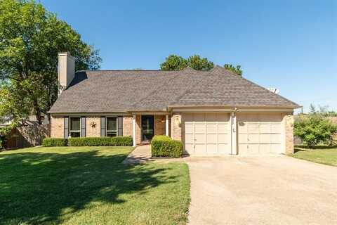 505 Knoll Wood Court, Euless, TX 76039