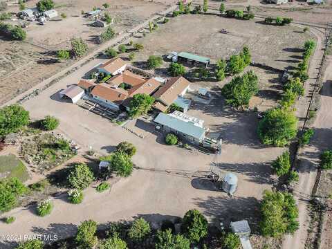 805 W Little Ranch (Multi Dwellings) Road, Paulden, AZ 86334