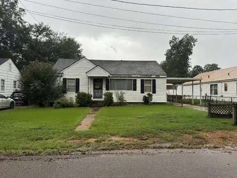 509 Saunders, Greenwood, MS 38930