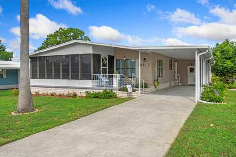 8505 CENTRAL AVENUE, BROOKSVILLE, FL 34613