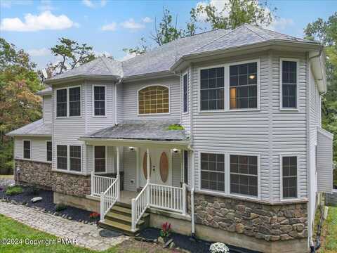 45 Coach Road, Stroudsburg, PA 18360