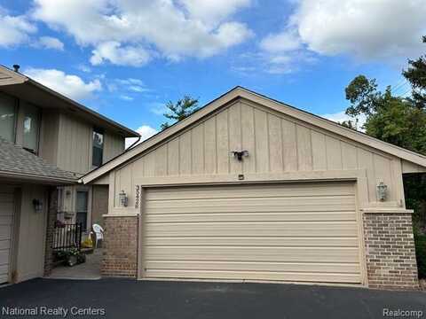 35428 HERITAGE Lane, Farmington, MI 48335