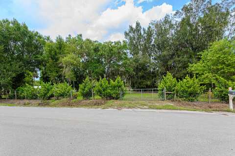 1100 Red Barn Rd N W, Moore Haven, FL 33471