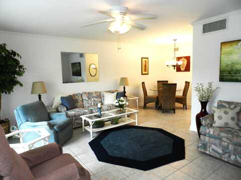 320 North Boulevard, Boynton Beach, FL 33435