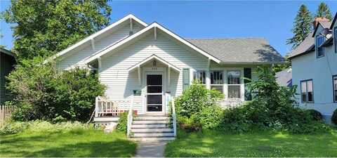 906 2nd Street, International Falls, MN 56649