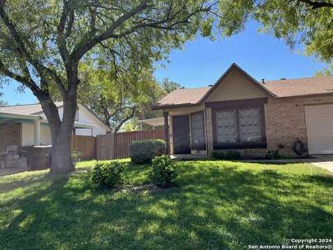 9770 HIDDEN CROSS, San Antonio, TX 78250