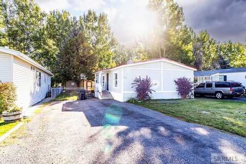 2114 N Pinewood Drive, Idaho Falls, ID 83401