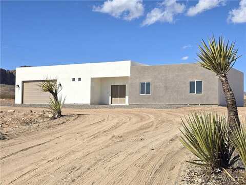 1621 S Don Luis Road, Golden Valley, AZ 86413