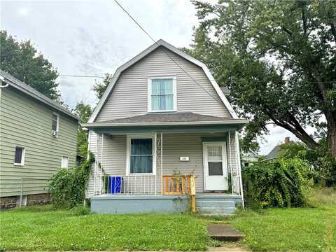 105 N Crawford Ave, New Castle, PA 16101