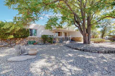 6604 TIERRA Drive NW, Albuquerque, NM 87107