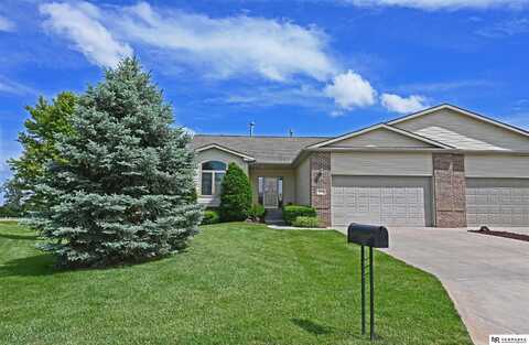 2817 Lakeside Drive, Plattsmouth, NE 68048