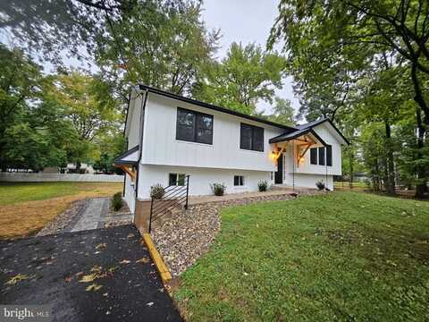 517 W. RICHARDSON AVE., LANGHORNE, PA 19047