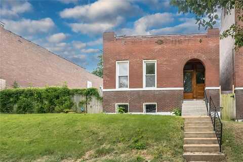 3220 Itaska Street, Saint Louis, MO 63111