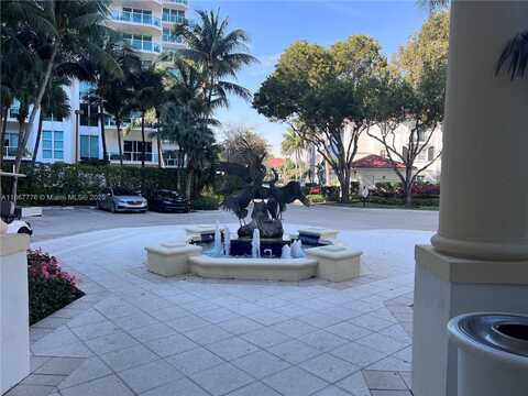 3215 NE 184th St, Aventura, FL 33160