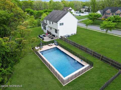 4 Summers Drive, Jackson, NJ 08527