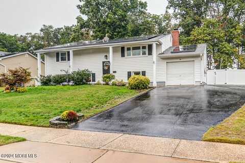 18 Southport Drive, Howell, NJ 07731