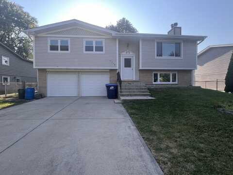 7518 Grant Street, Darien, IL 60561