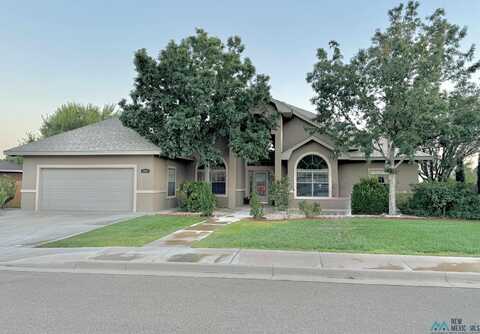 900 Brazos Street, Roswell, NM 88201