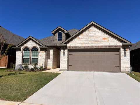 10601 Breezeway Drive, Aubrey, TX 76227