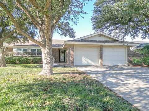 1213 Mimosa Circle, Odessa, TX 79761