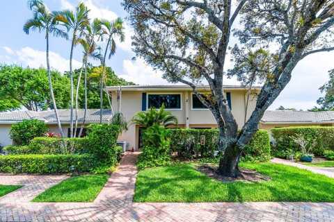 2 Stratford Drive, Boynton Beach, FL 33436