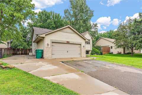 16452 Griffon Trail, Lakeville, MN 55044