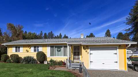 2667 Cloverlawn Drive, Grants Pass, OR 97527