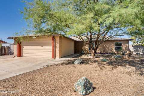 6271 N Clove Place, Tucson, AZ 85741