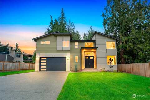 102Nd, WOODINVILLE, WA 98077