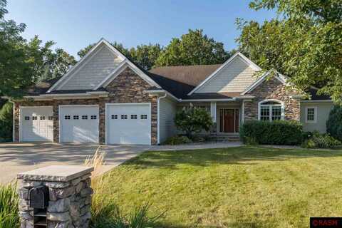 Hidden Oaks, MANKATO, MN 56001