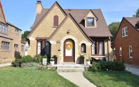 73Rd, MILWAUKEE, WI 53213