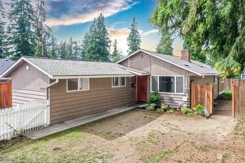 56Th, MOUNTLAKE TERRACE, WA 98043