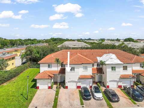 35Th, LAUDERDALE LAKES, FL 33311