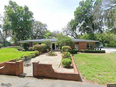 Halliday, JACKSONVILLE, FL 32207