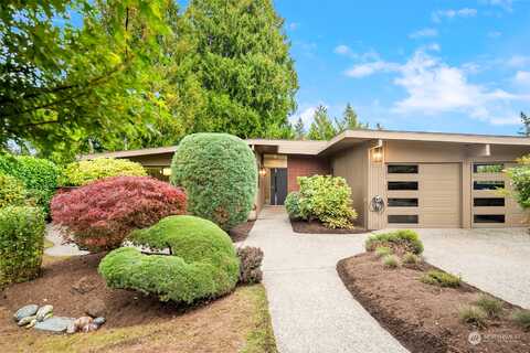 168Th, BELLEVUE, WA 98008