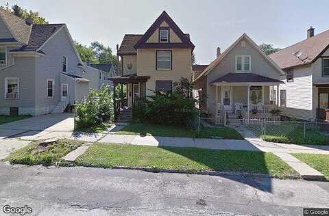 37Th, MILWAUKEE, WI 53208