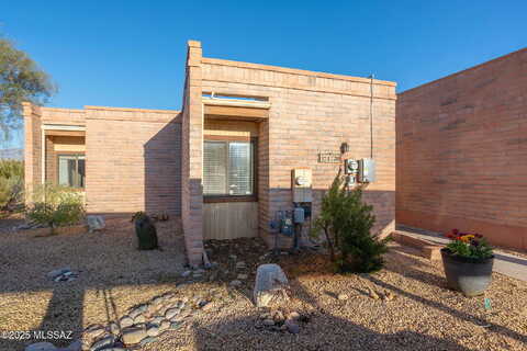 Dalehaven, TUCSON, AZ 85704
