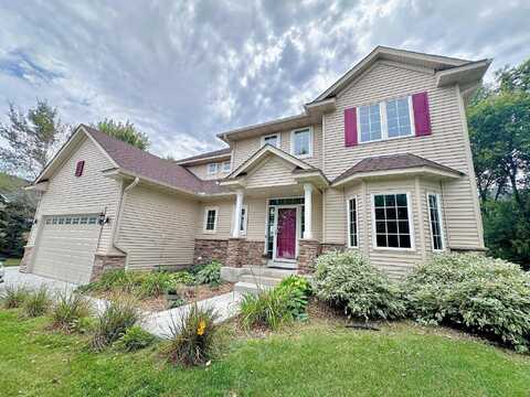 Hawthorne, SHAKOPEE, MN 55379