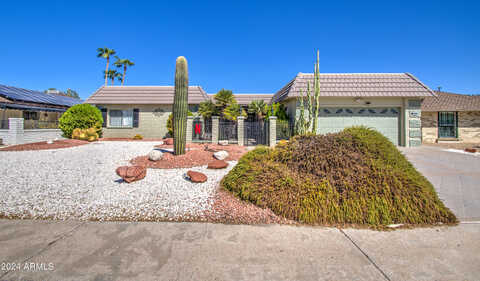 Lindgren, SUN CITY, AZ 85373