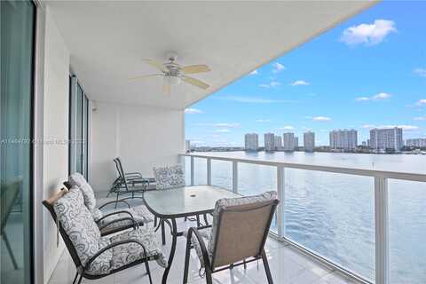 Bay, SUNNY ISLES BEACH, FL 33160